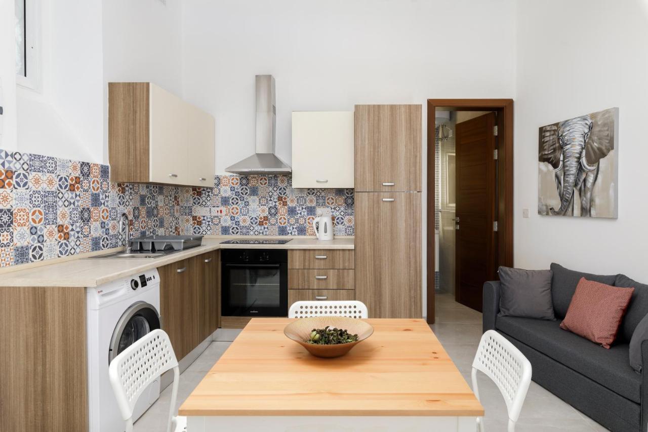 Modern, Cosy 1Bd Home - Close To Valletta Hamrun Esterno foto