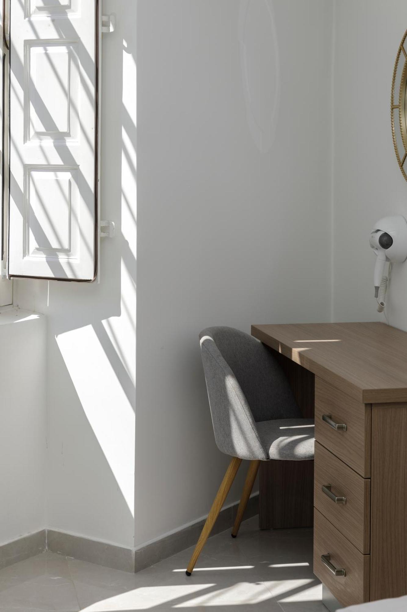 Modern, Cosy 1Bd Home - Close To Valletta Hamrun Esterno foto